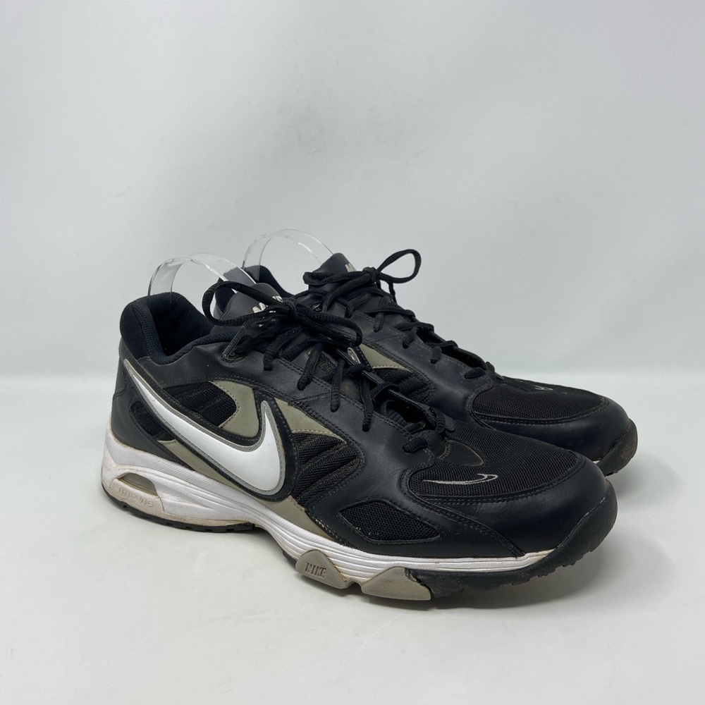 Nike Men’s Black Leather Athletic Shoes Size 13